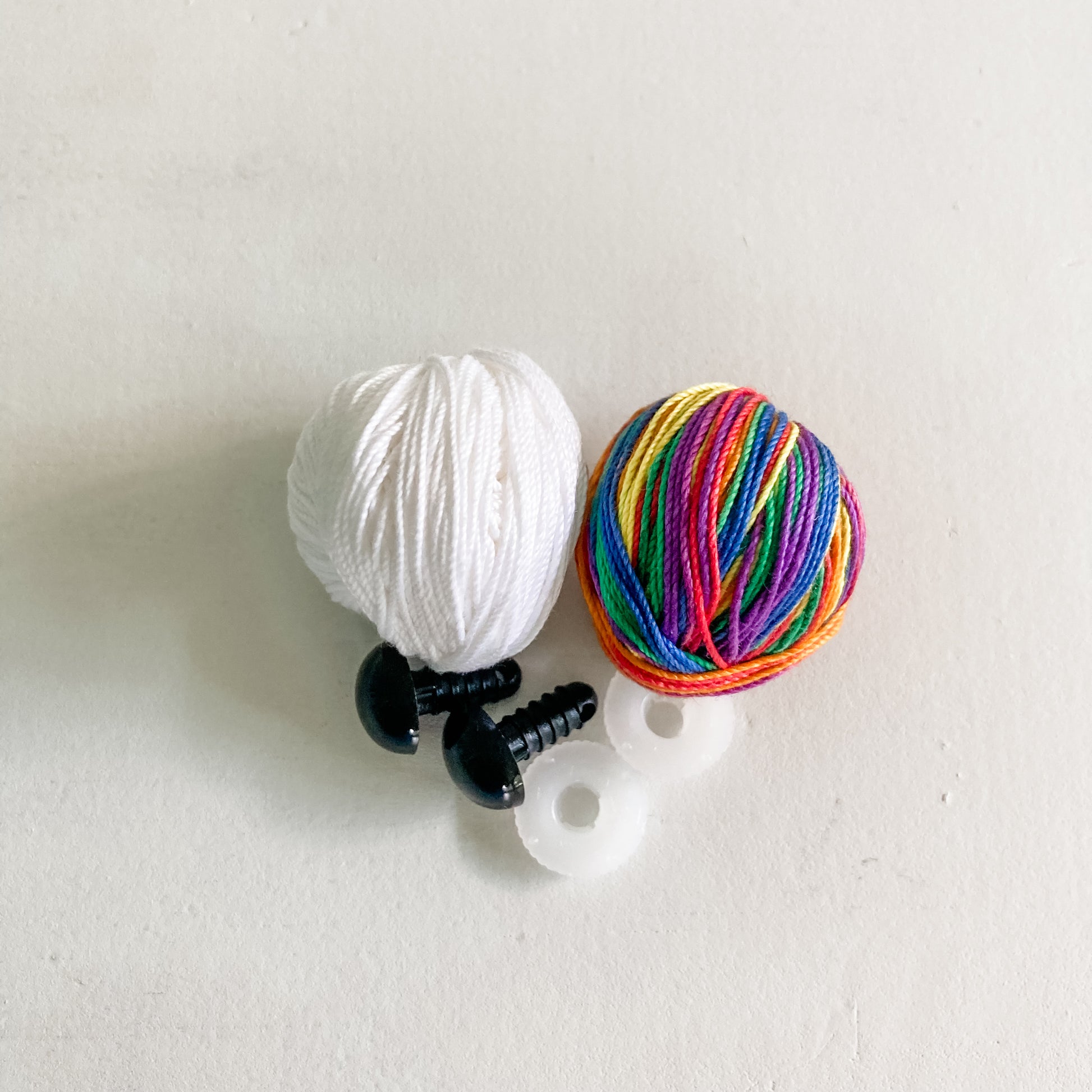 Crochet Thread Eyeball Kit Or Ready Made Eyeballs for KBG Crochet Patt –  Knot By Gran'ma