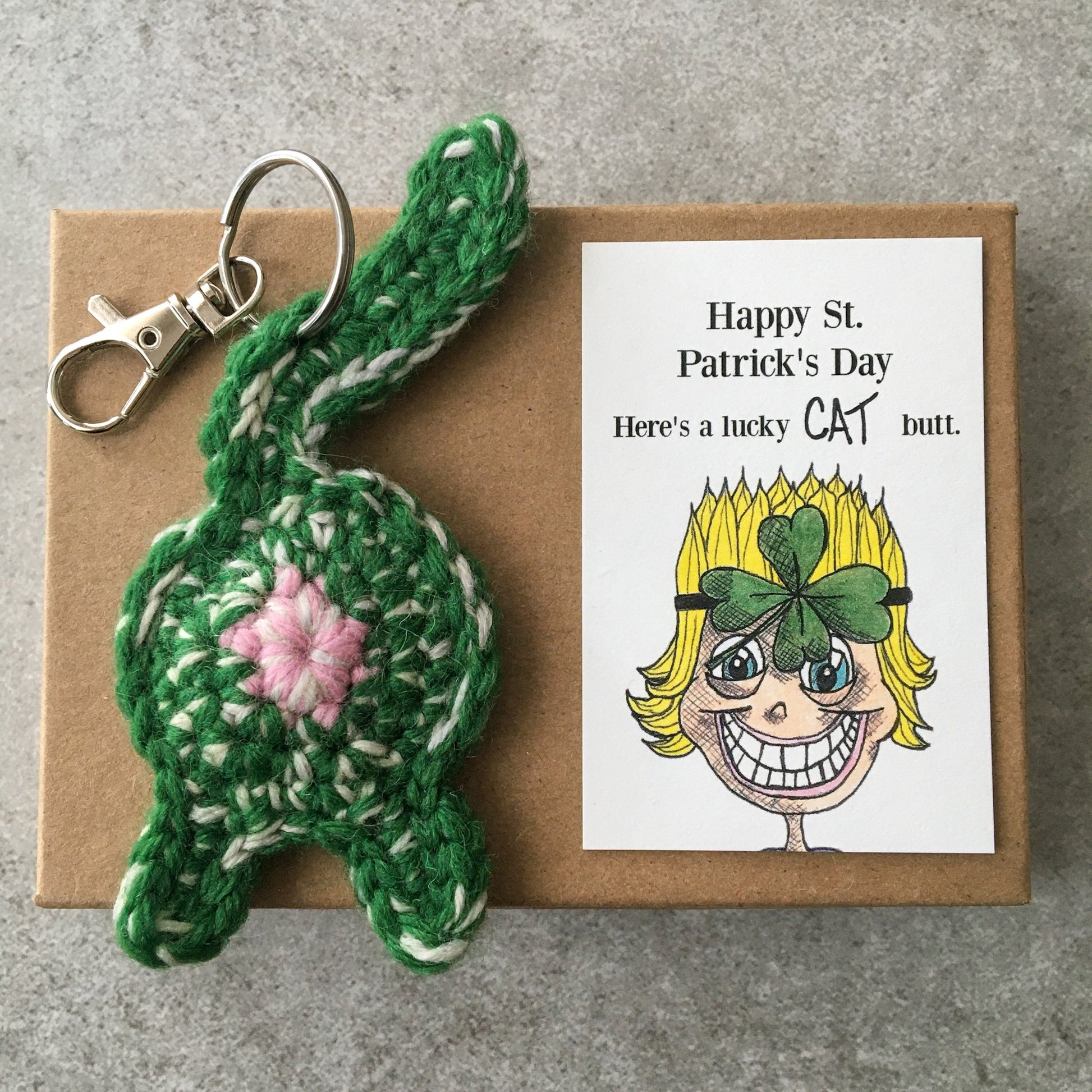 Knot By Gran'ma St. Patricks Day Gift Lucky Cat Butt Keychain Funny St. Patricks Day Gift with Novelty Card