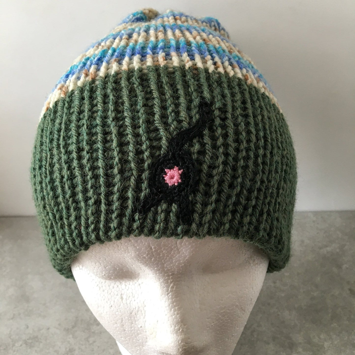 Knot By Gran'ma Hat Cat Butt Beanie Green Bottom Blues Hat