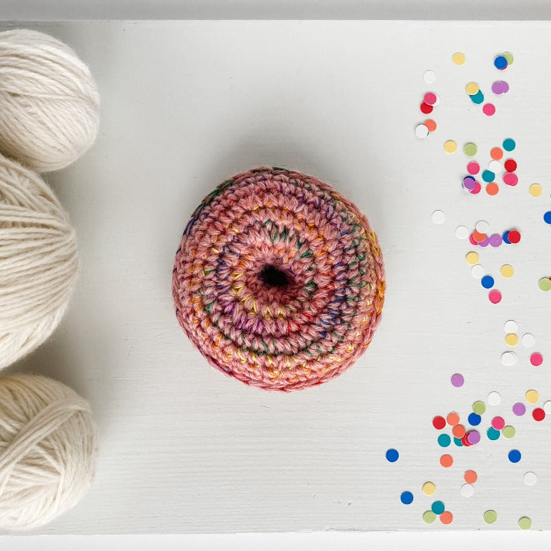 Knot By Gran'ma Cat Toys Rainbow Pink Vanilla Crochet Catnip Donut Cat Toy